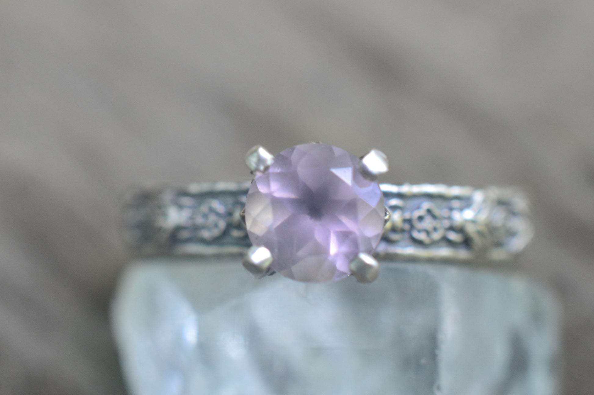 Rose Quartz Crystal Ring With Floral Bee Pattern