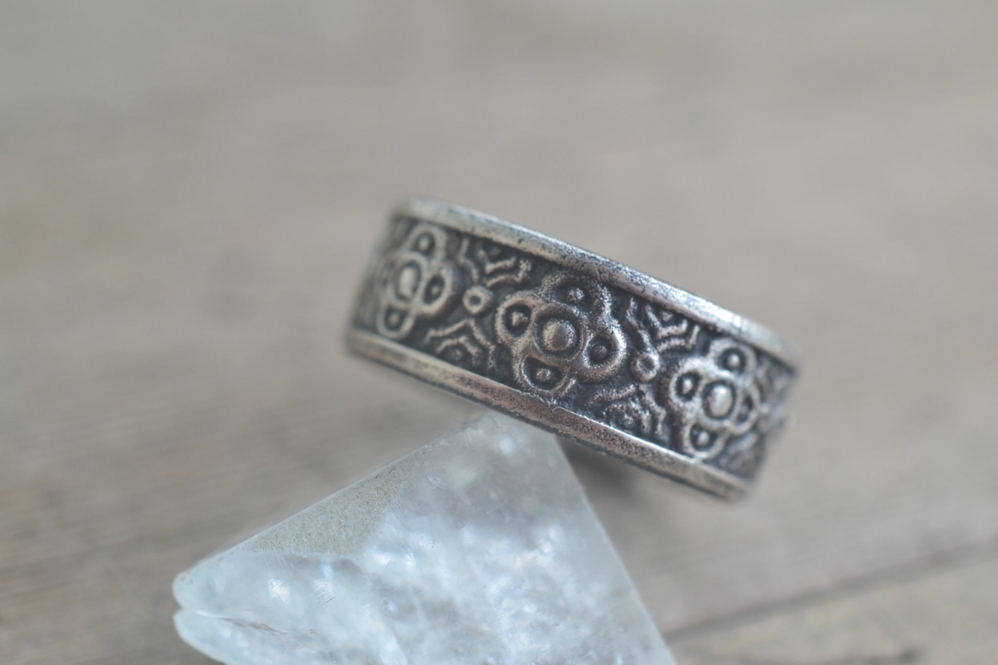 Mens Silver Cross Wedding Band