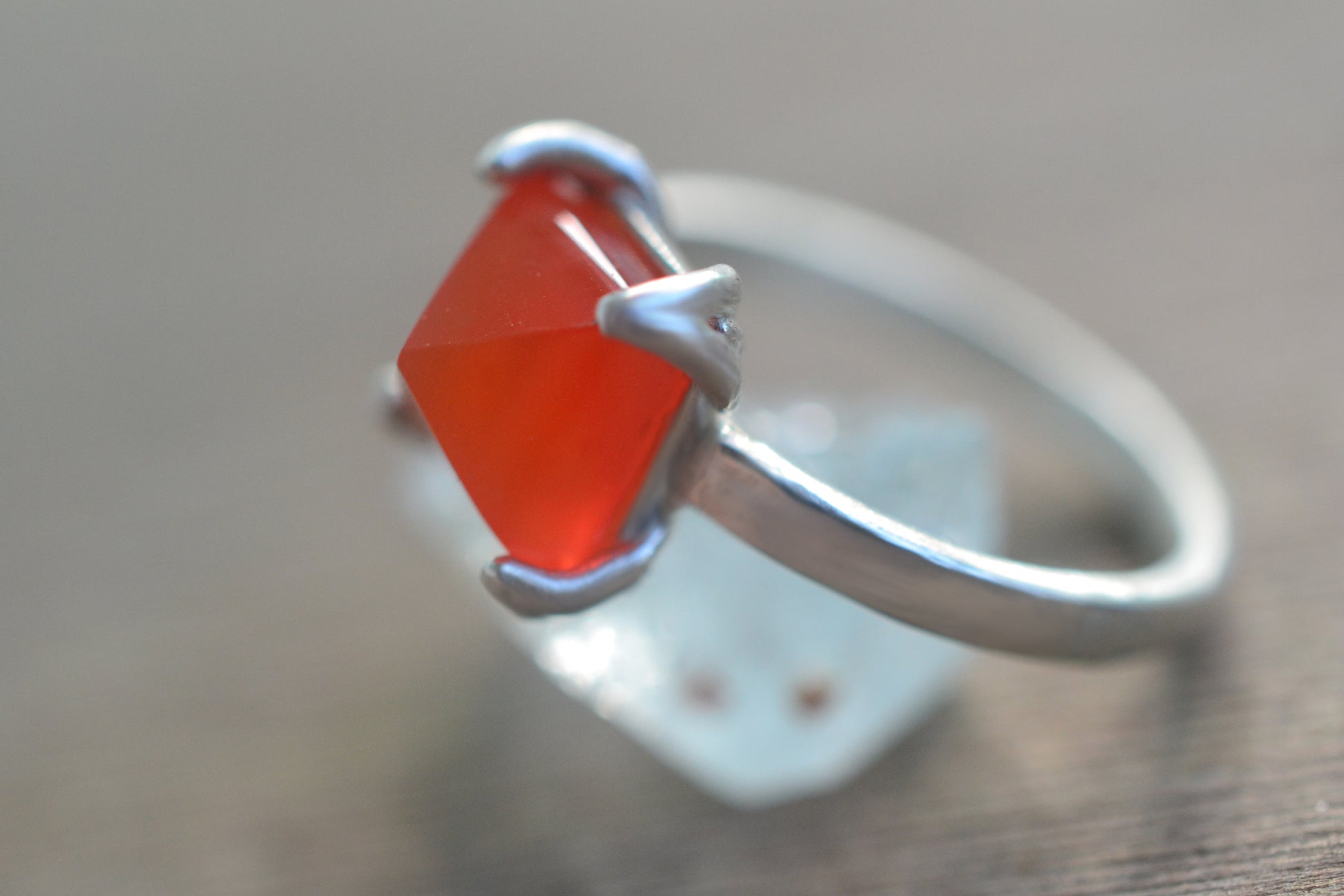 8mm Carnelian Pyramid Crystal Ring in Silver