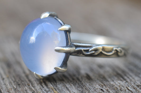 Gothic Chalcedony Vine Leaf Ring in Silver