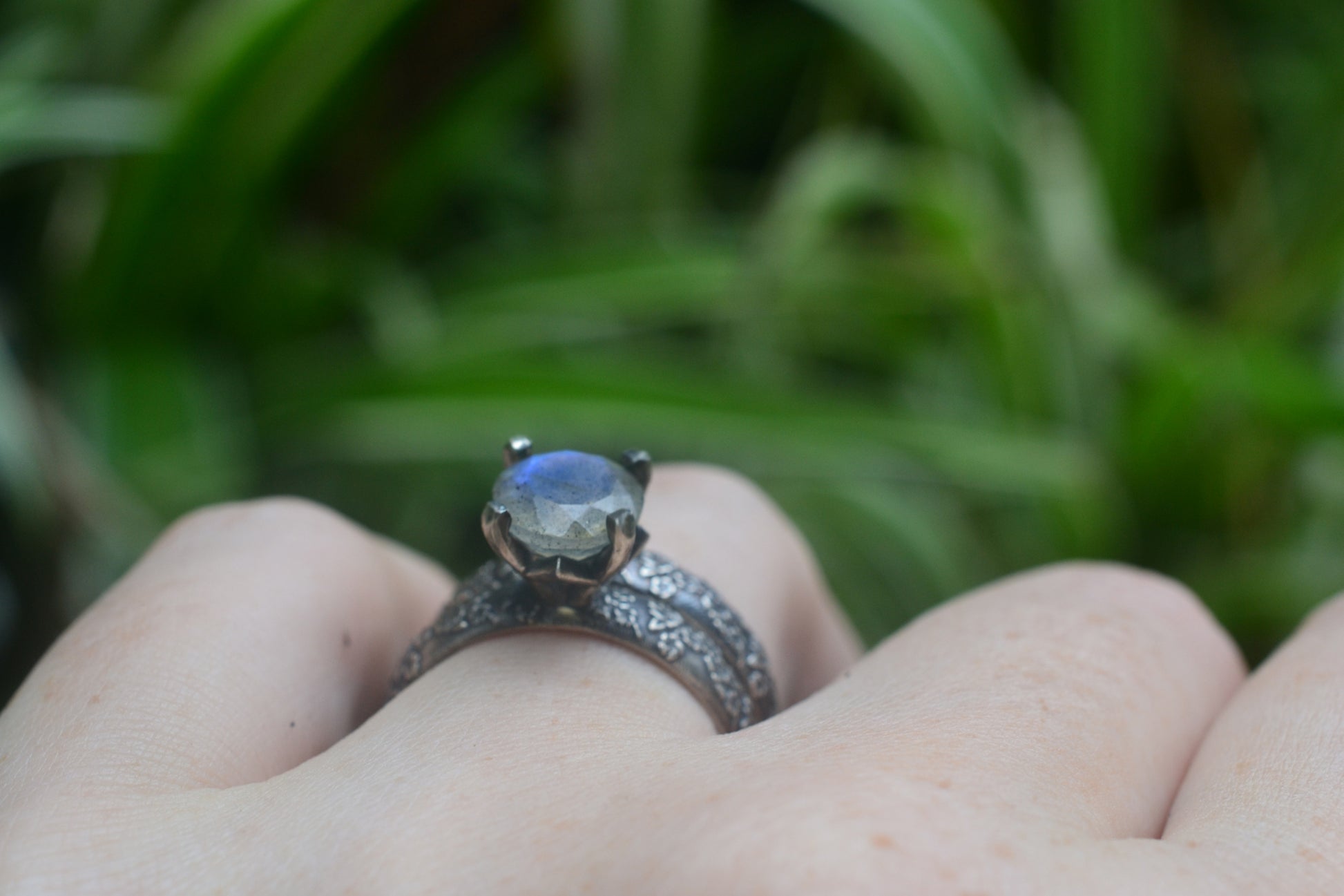 womens floral silver bridal ring set with labradorite