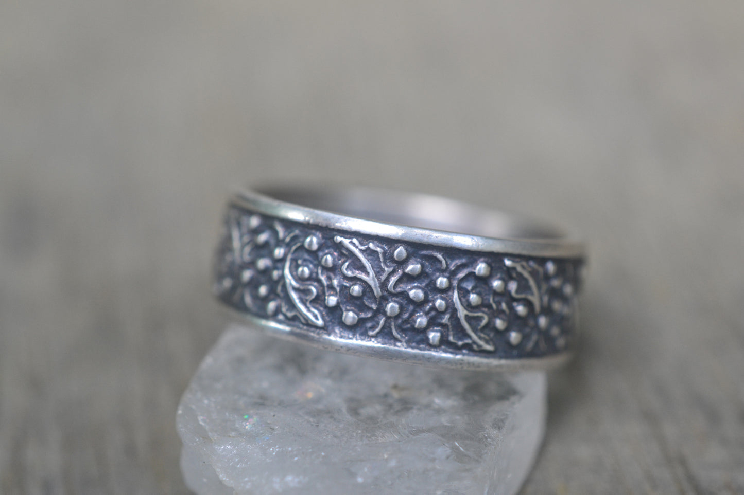 Mens Oxidised Silver Berry Leaf Ring