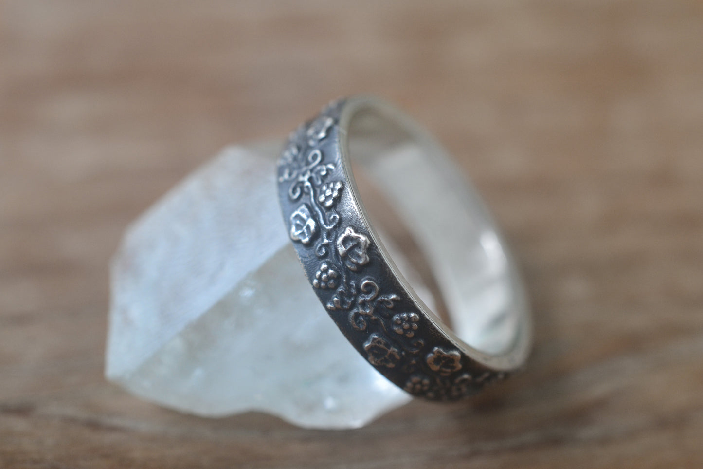 Grape Vine Wedding Ring in 925 Sterling