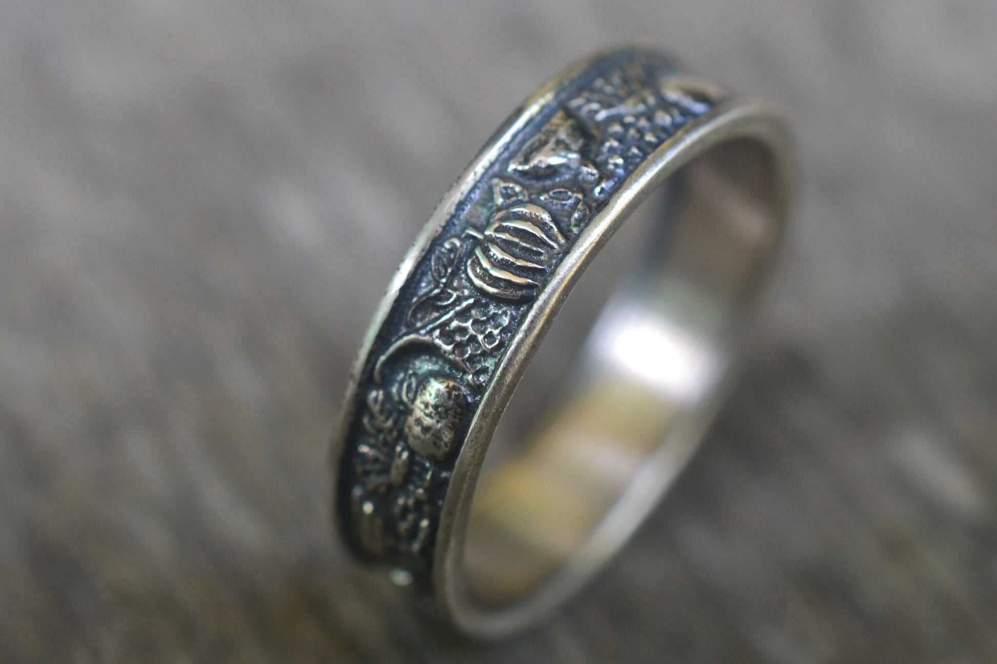 Oxidised Silver Autumn Horn of Plenty Ring