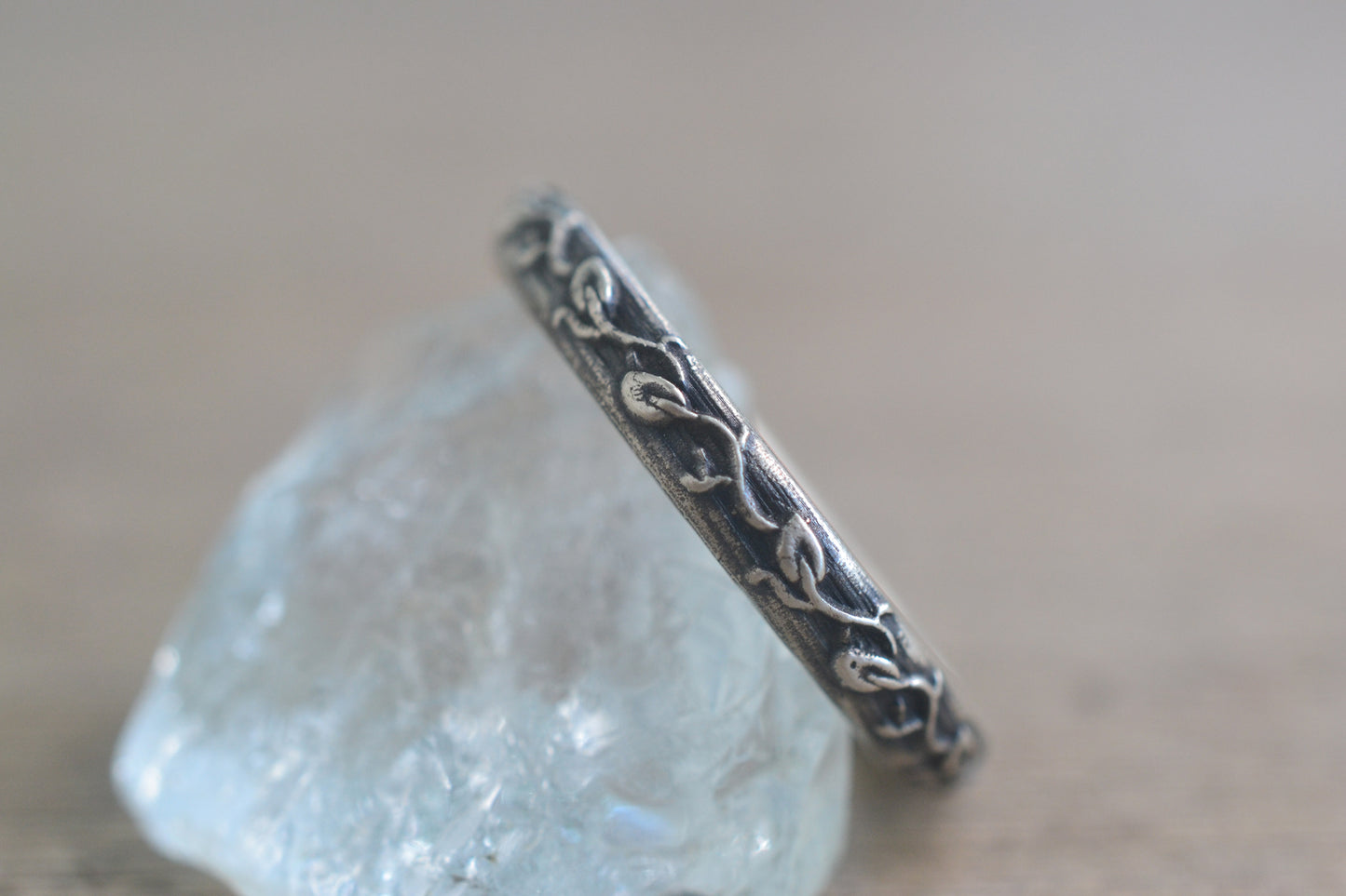 Dainty Trailing Vine Wedding Band in 925 Silver