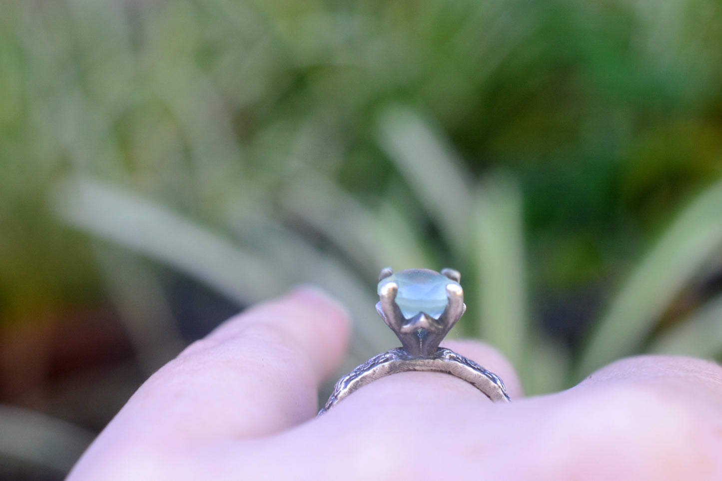 Oxidised Silver Bee Ring with 8mm Prehnite