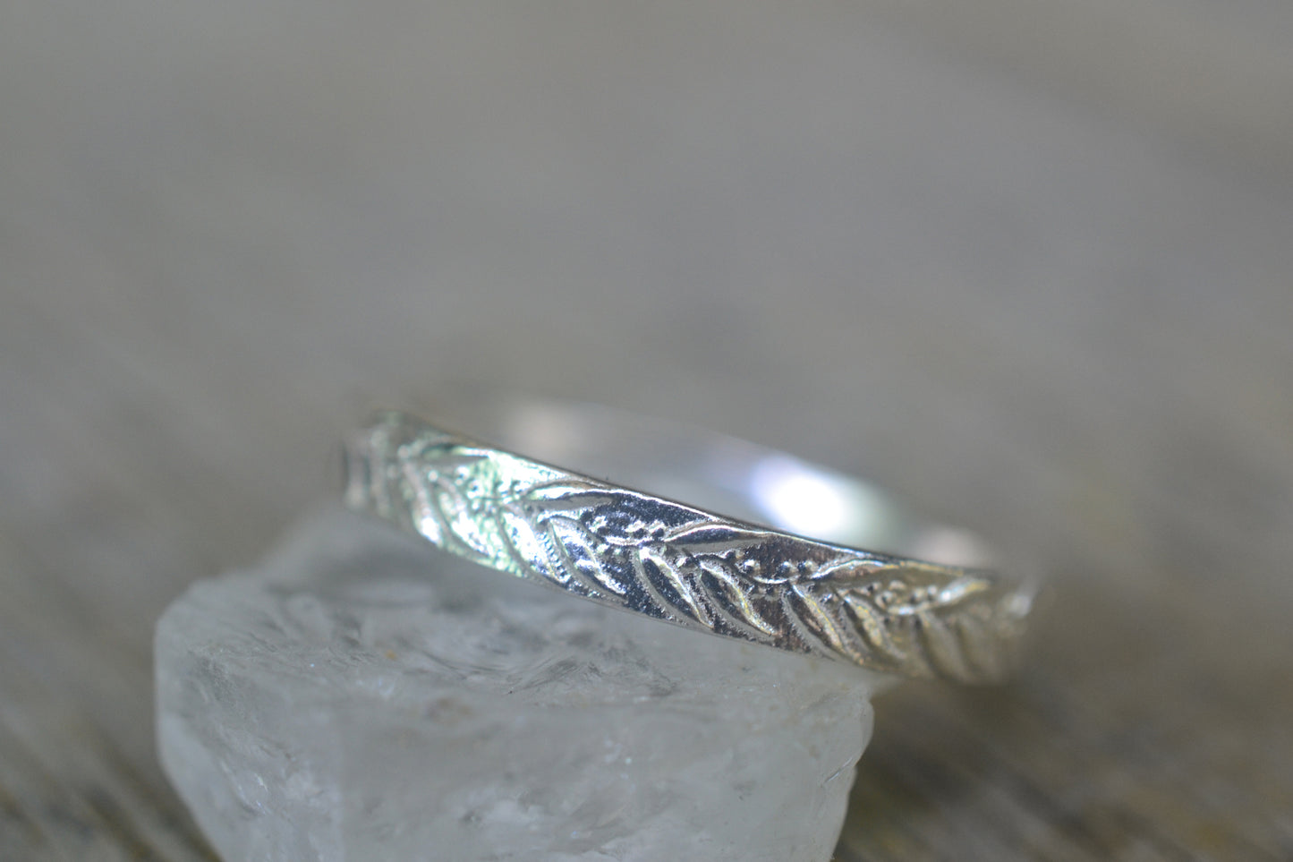Dainty Eucalyptus Wedding Band in Silver