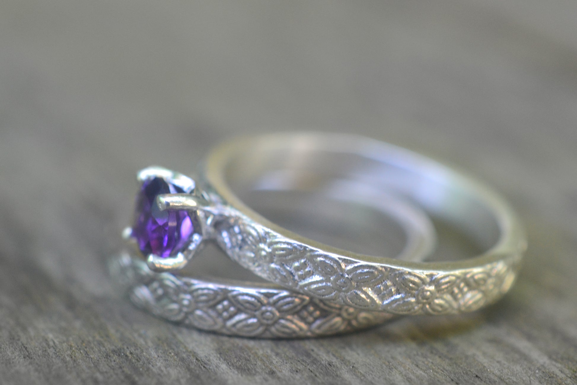 5mm Amethyst Wedding Set in Poesy Silver