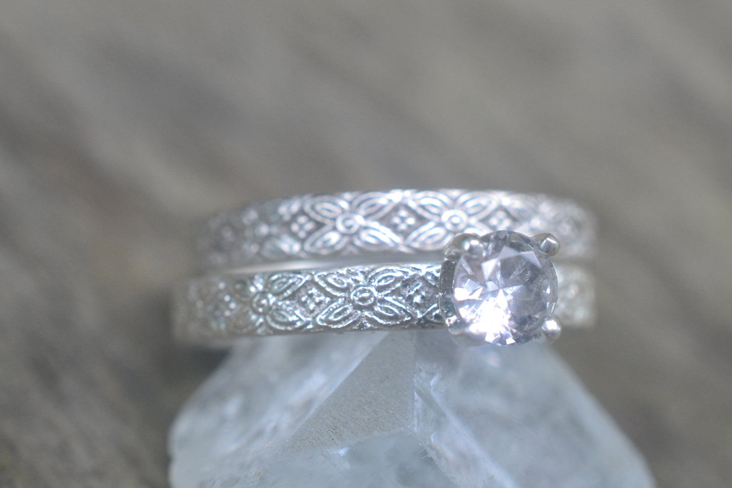 Carved Floral Wedding Set With White Sapphire