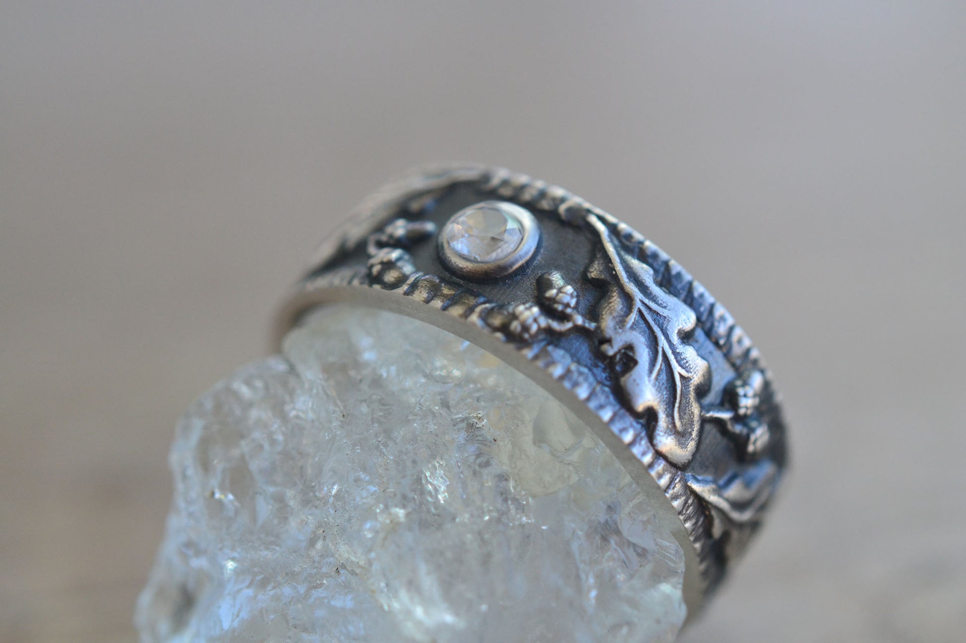 White Zircon Wedding Band With Oak Leaf Pattern