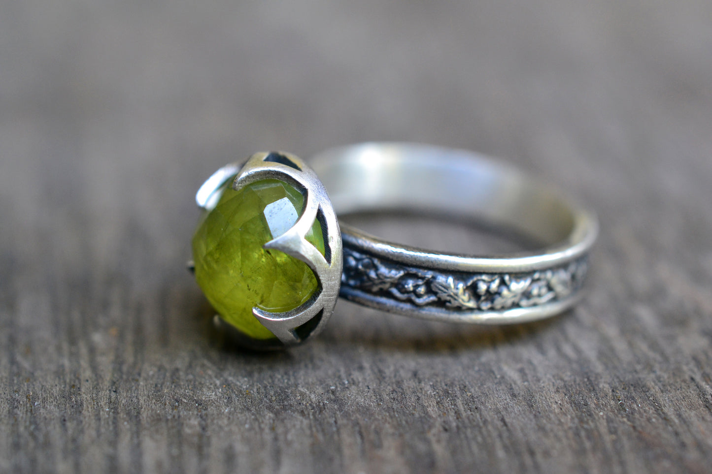 Rose Cut Peridot Oak Leaf Ring in Oxidised Silver