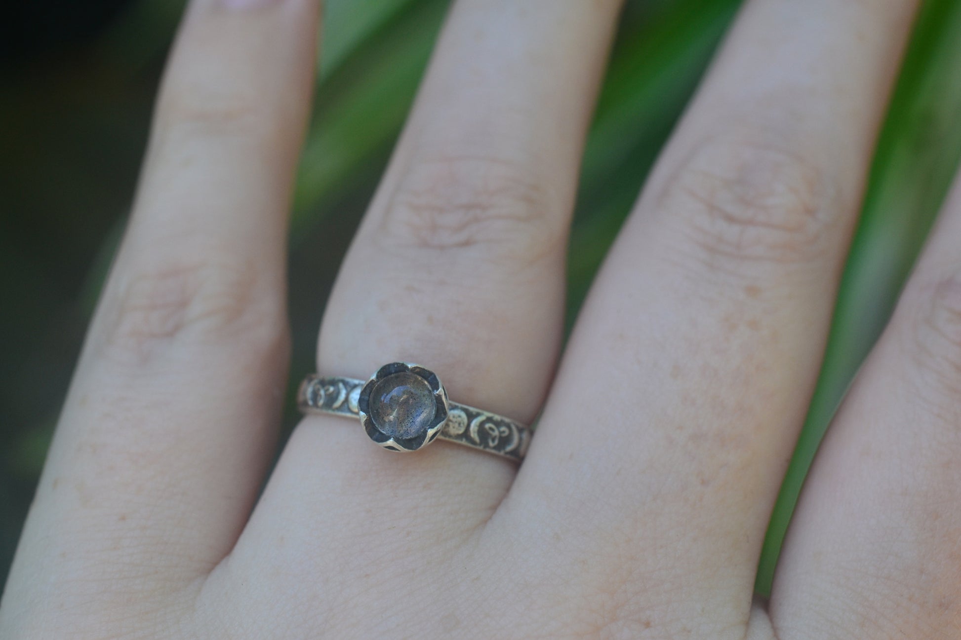 Labradorite Ring With Moon Pattern