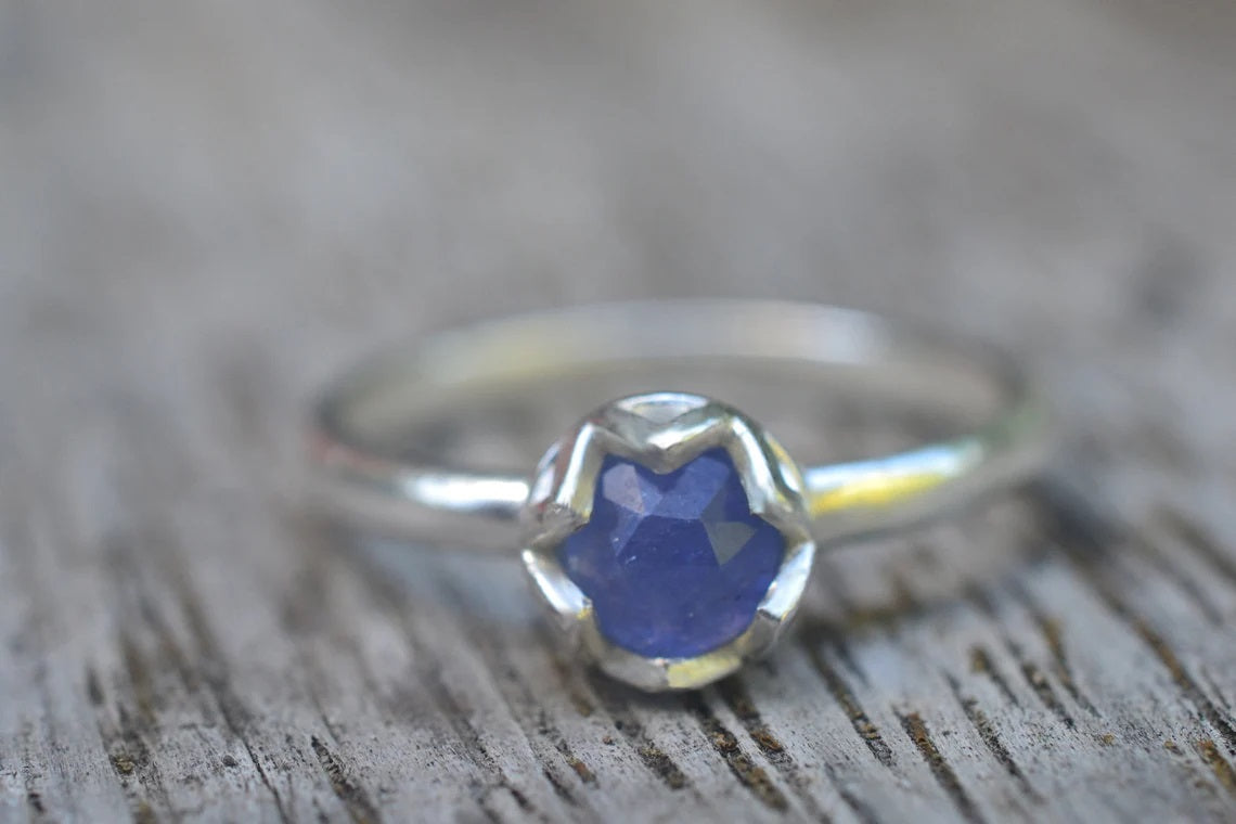5mm Tanzanite Stack Ring in 925 Silver