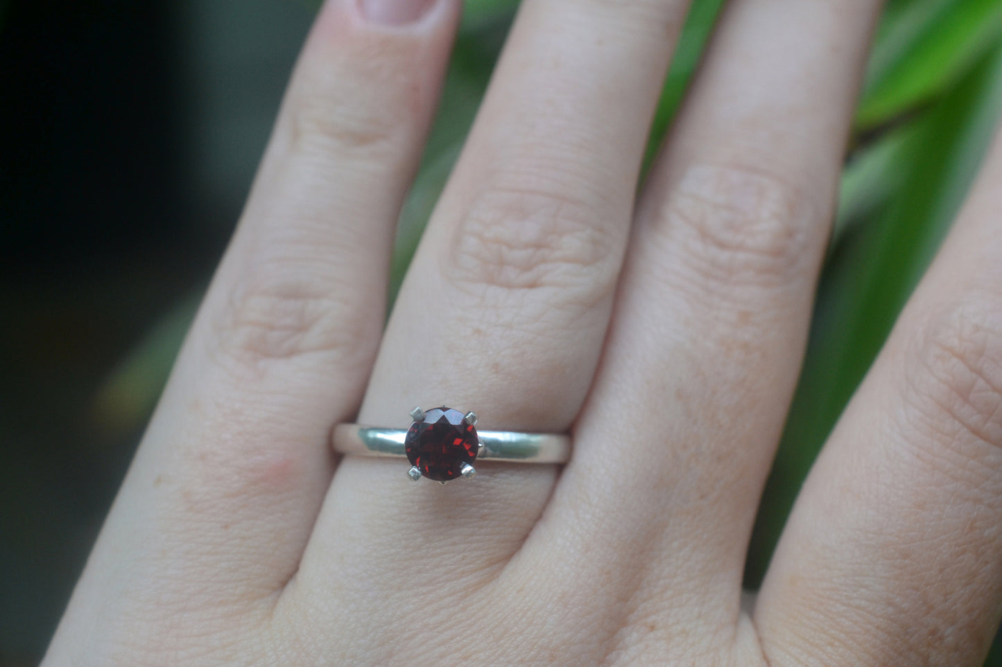 6mm Red Garnet Solitaire Ring in Silver