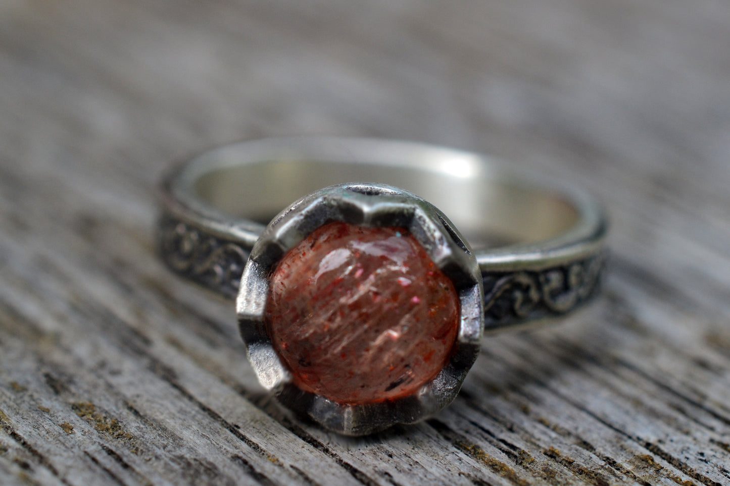 Unique Sunstone & Sterling Silver Ring