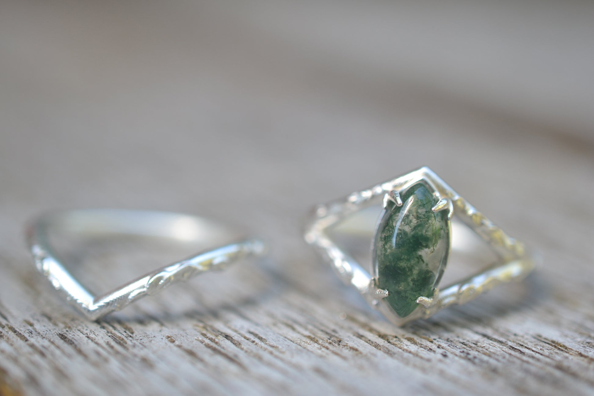 Earthy Engagement Ring Set With Moss Agate Stone