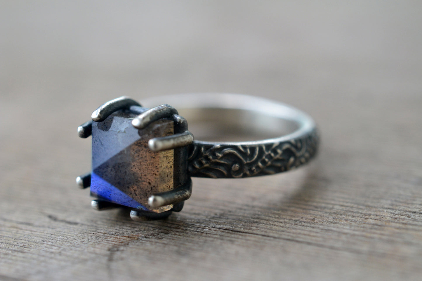 Witchy Labradorite Pyramid Ring in Oxidised Silver