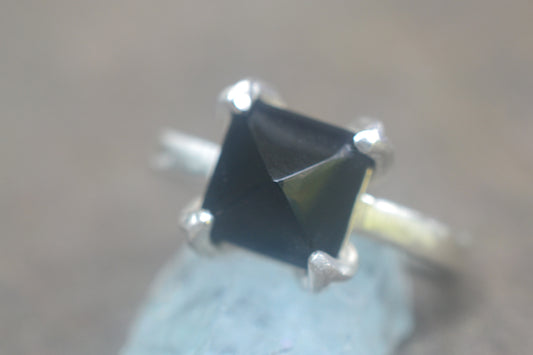 Black Onyx Crystal Point Ring in Sterling Silver