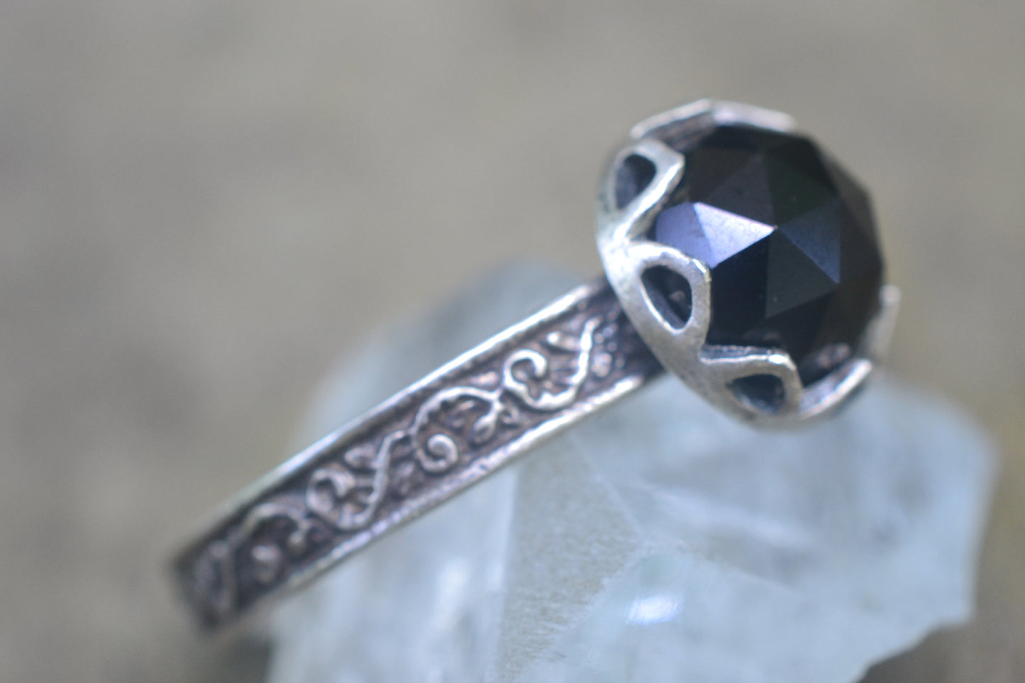 8mm Bezel Set Black Spinel Gemstone Ring in Silver