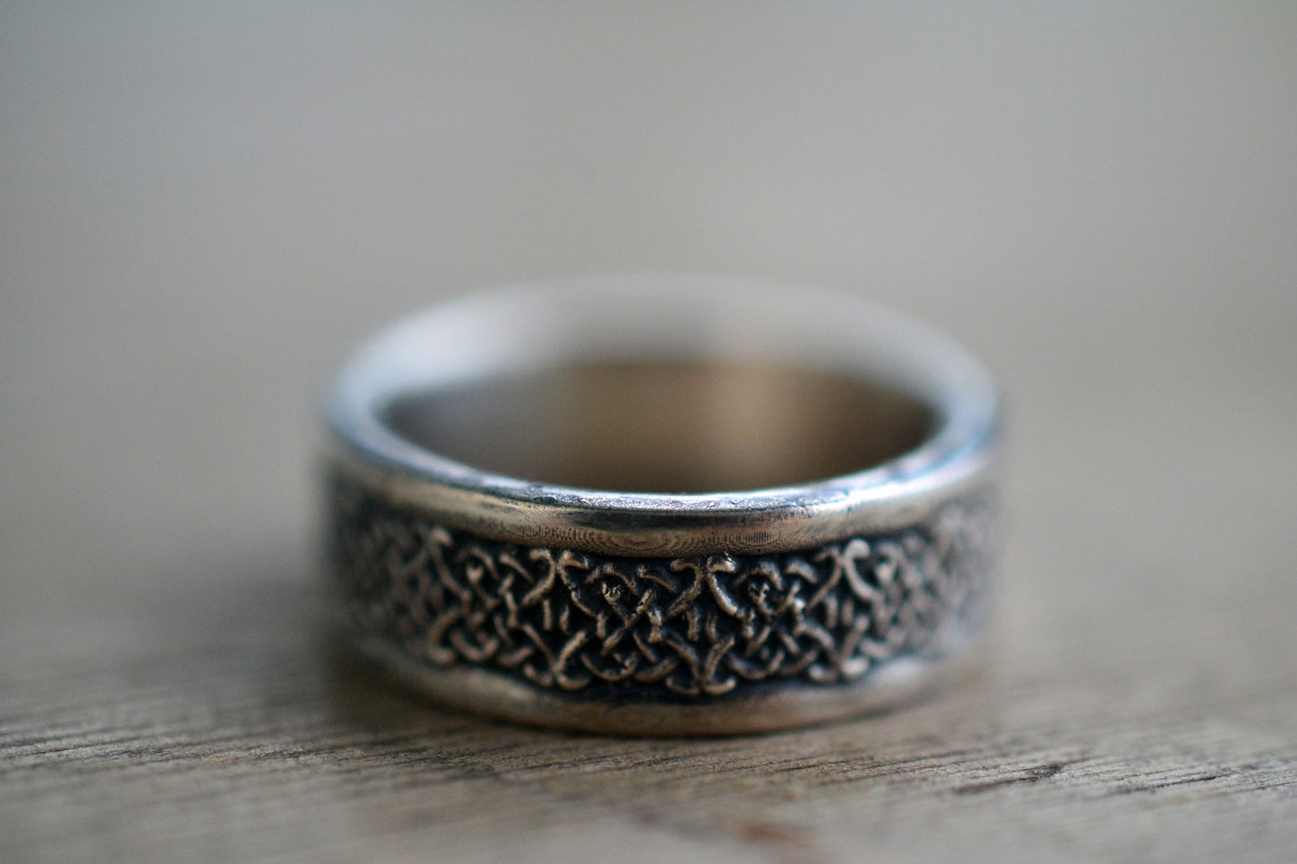 Celtic Knot Band in Antiqued 925 Silver