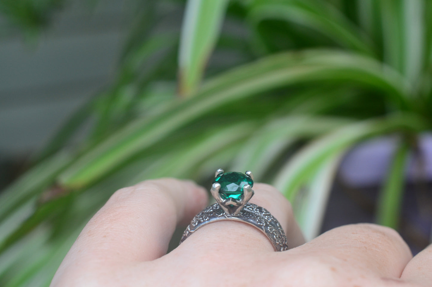 Floral Silver Bridal Set With 8mm Emerald