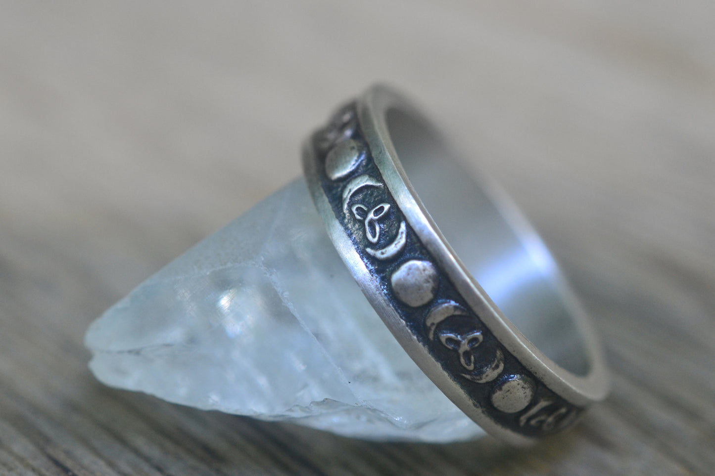 Gothic Triple Moon Wedding Ring in Silver