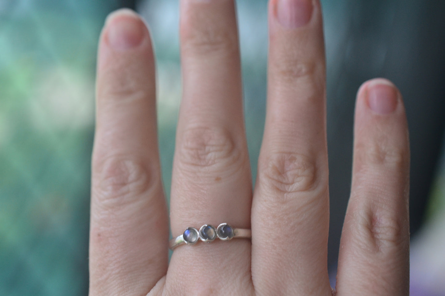 Dainty Labradorite Crystal Ring in 925 Silver