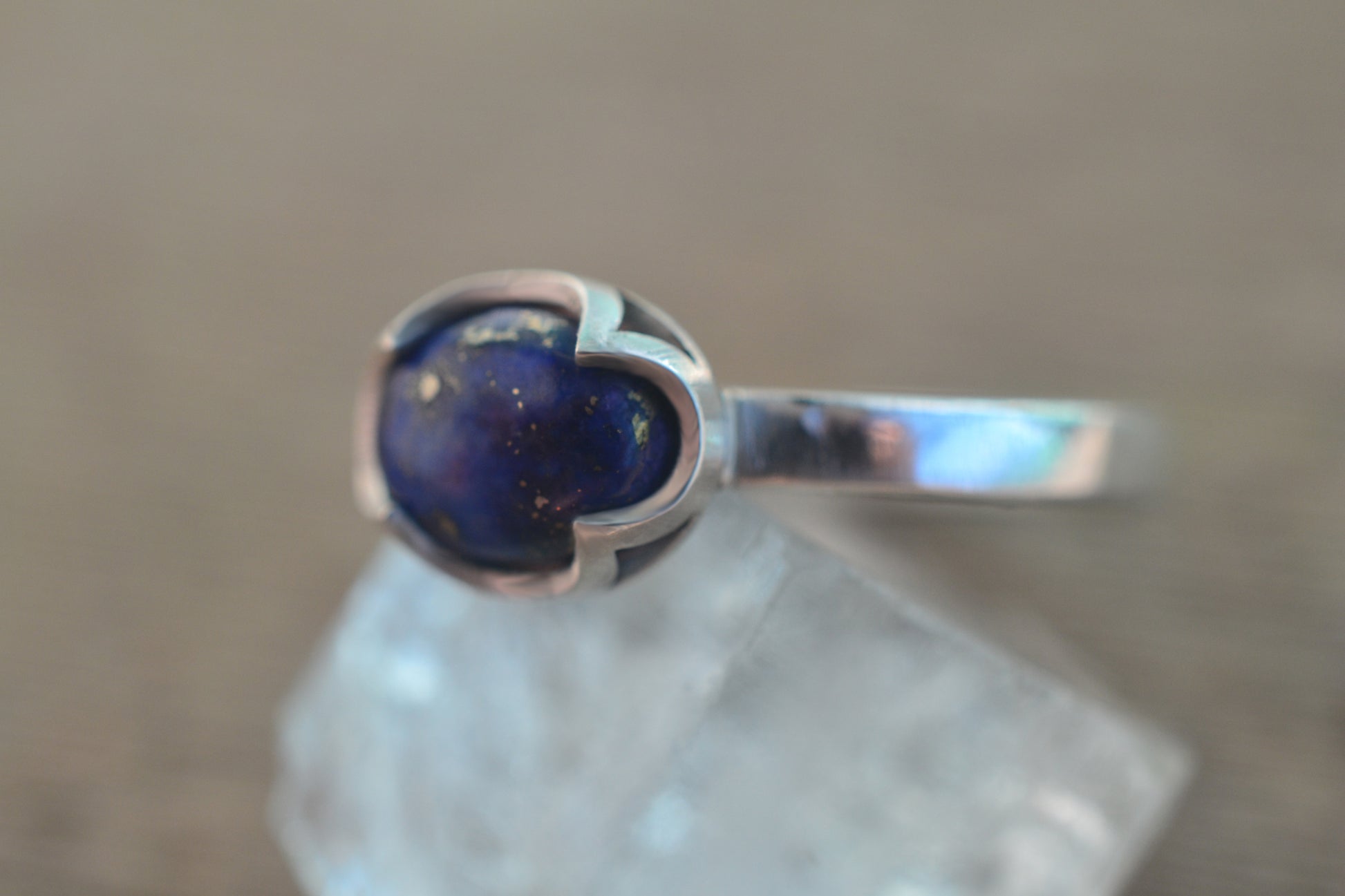 8x6mm Oval Lapis Lazuli Cabochon Ring in Silver
