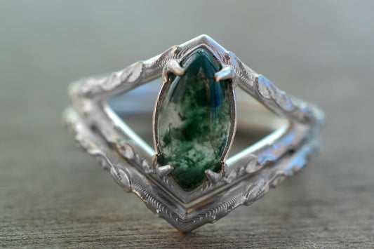Elven Style Wedding Set With Moss Agate Stone