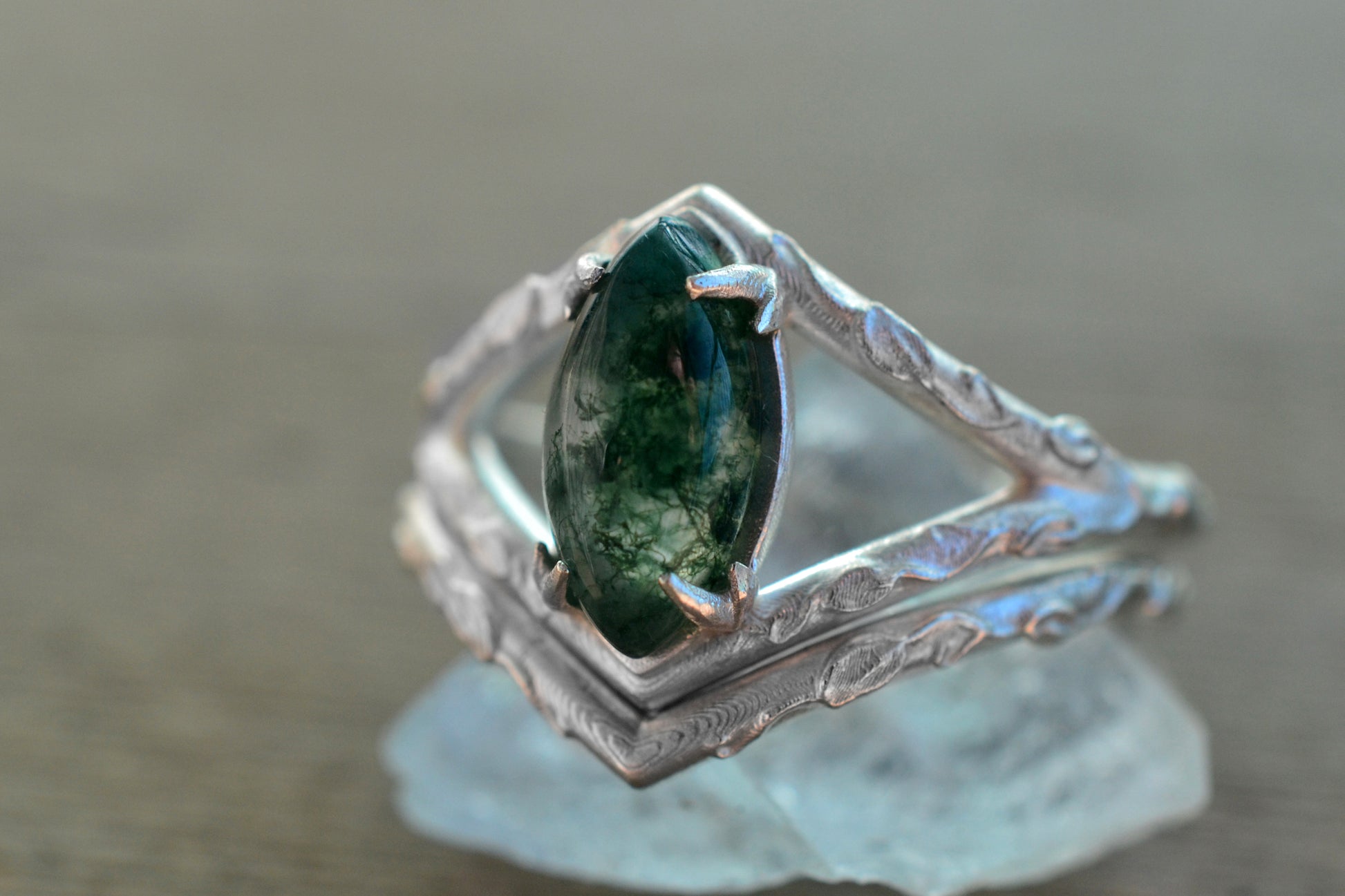 Moss Agate Bridal Ring Set in Leaf Pattern Silver