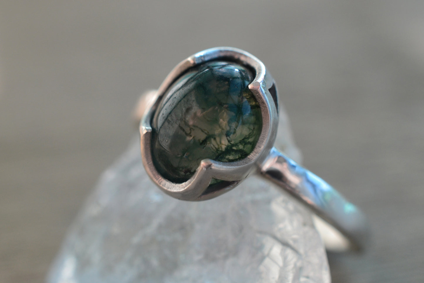 Bezel Set Moss Agate Cabochon Ring in Silver