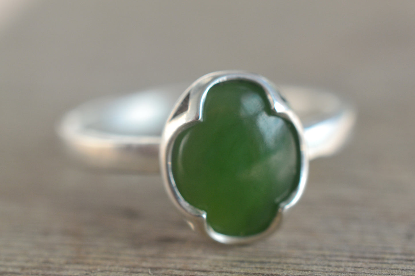 Nephrite Jade Cabochon Ring in 925 Silver