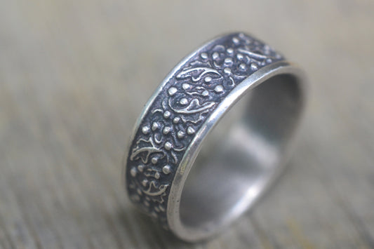 Oxidised Silver Berry & Leaf Wedding Band