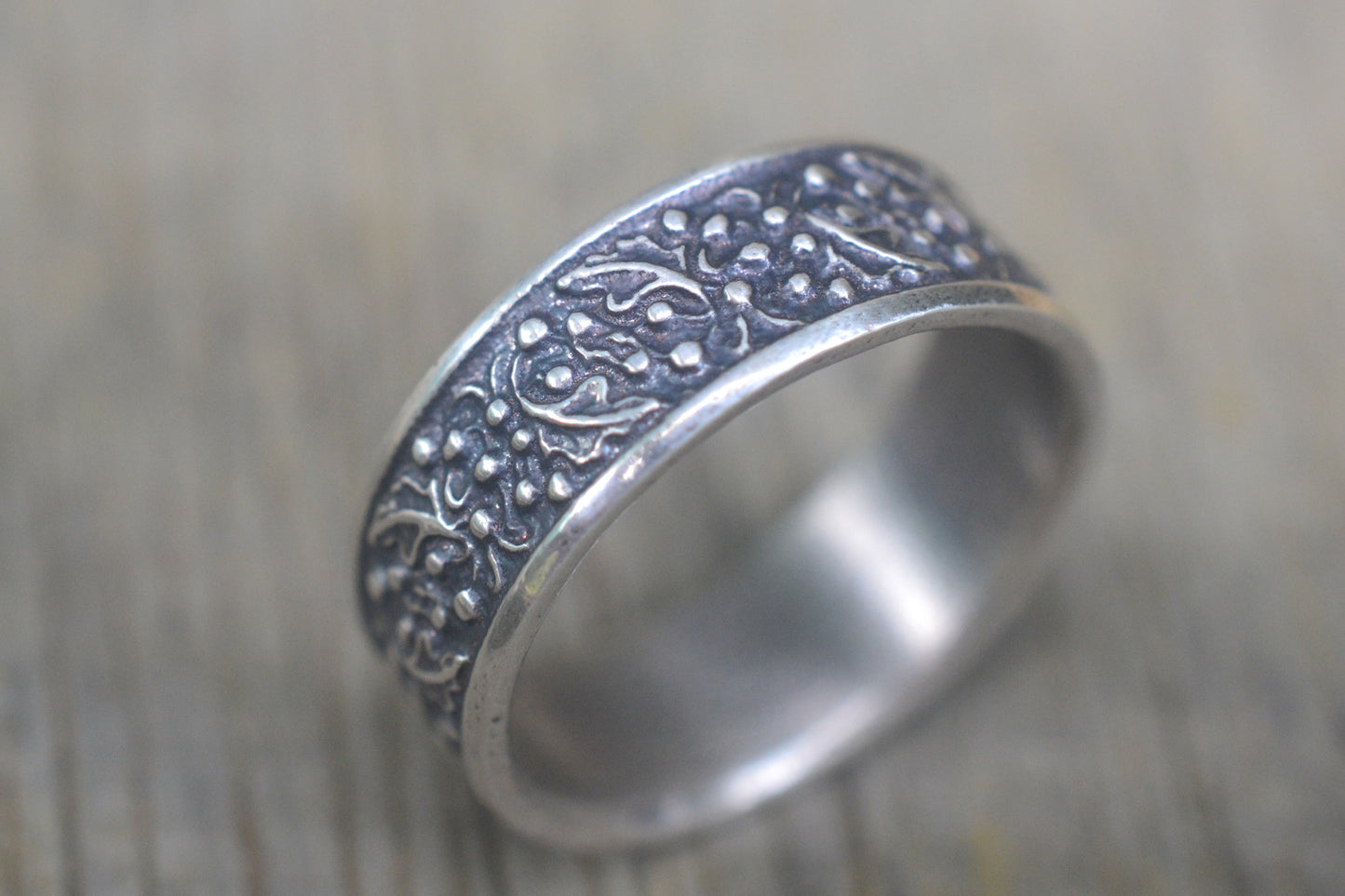 Handfasting Berry & Leaf Ring in Oxidised Silver