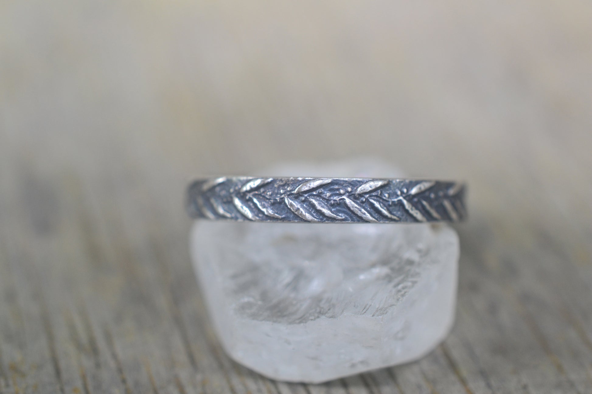 Narrow Oxidised Silver Eucalyptus Band