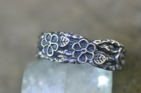 Oxidised Silver Flower & Leaf Ring