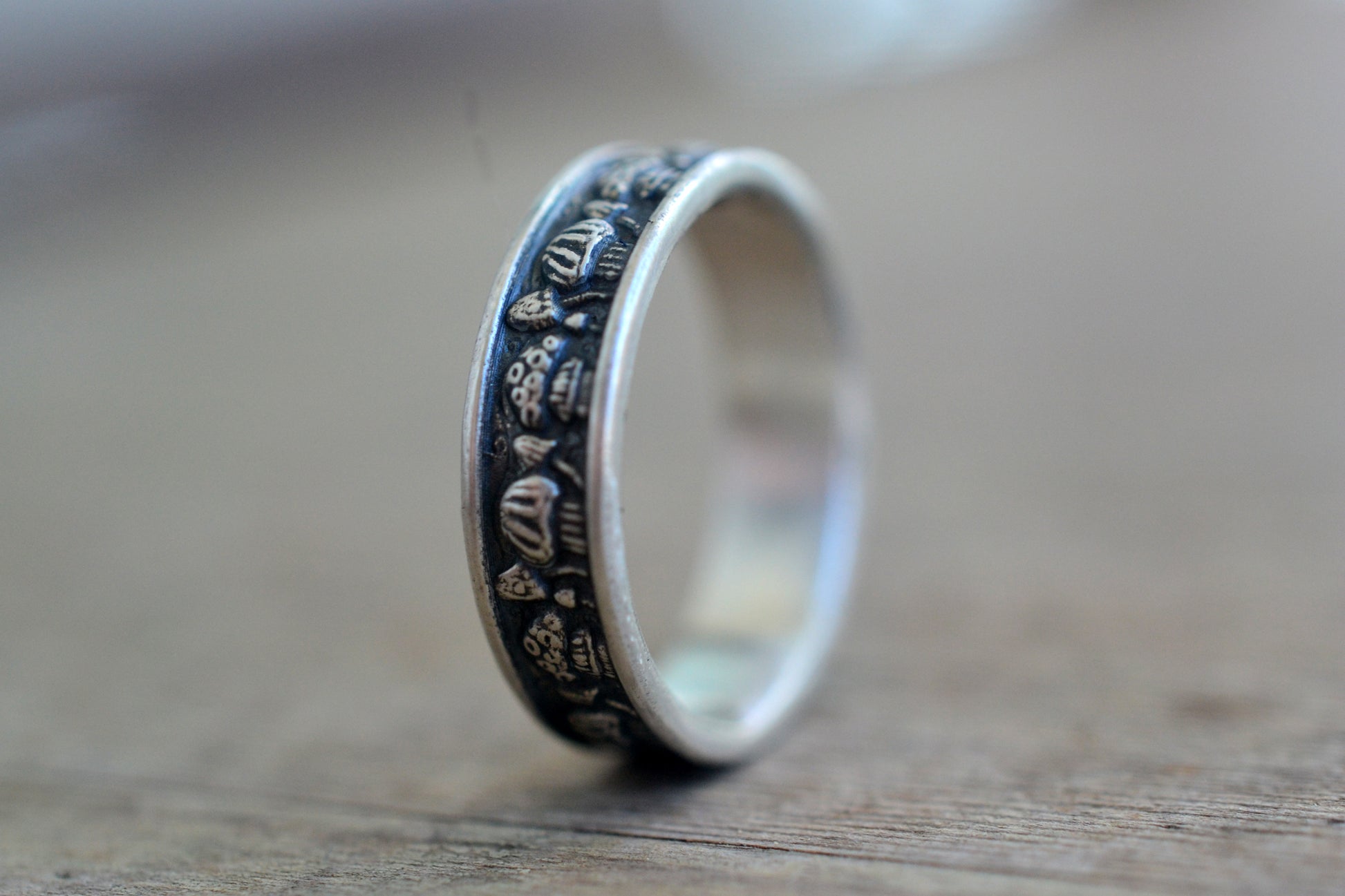 Oxidised Silver Toadstool Patterned Band