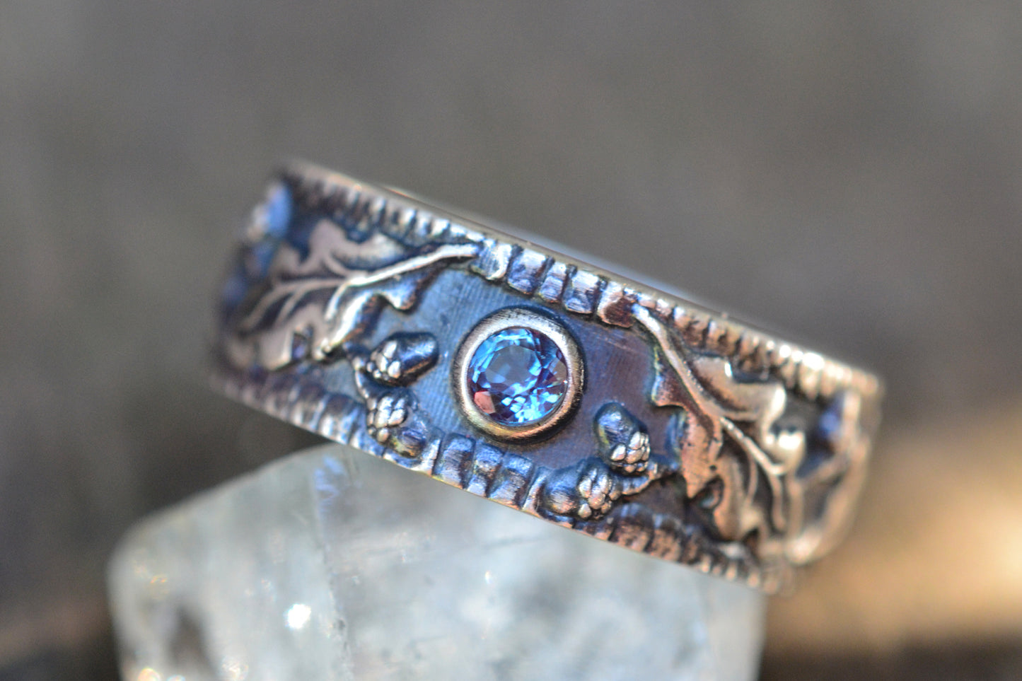 Men's Oak & Acorn Druid Wedding Band With 3mm Lab Alexandrite