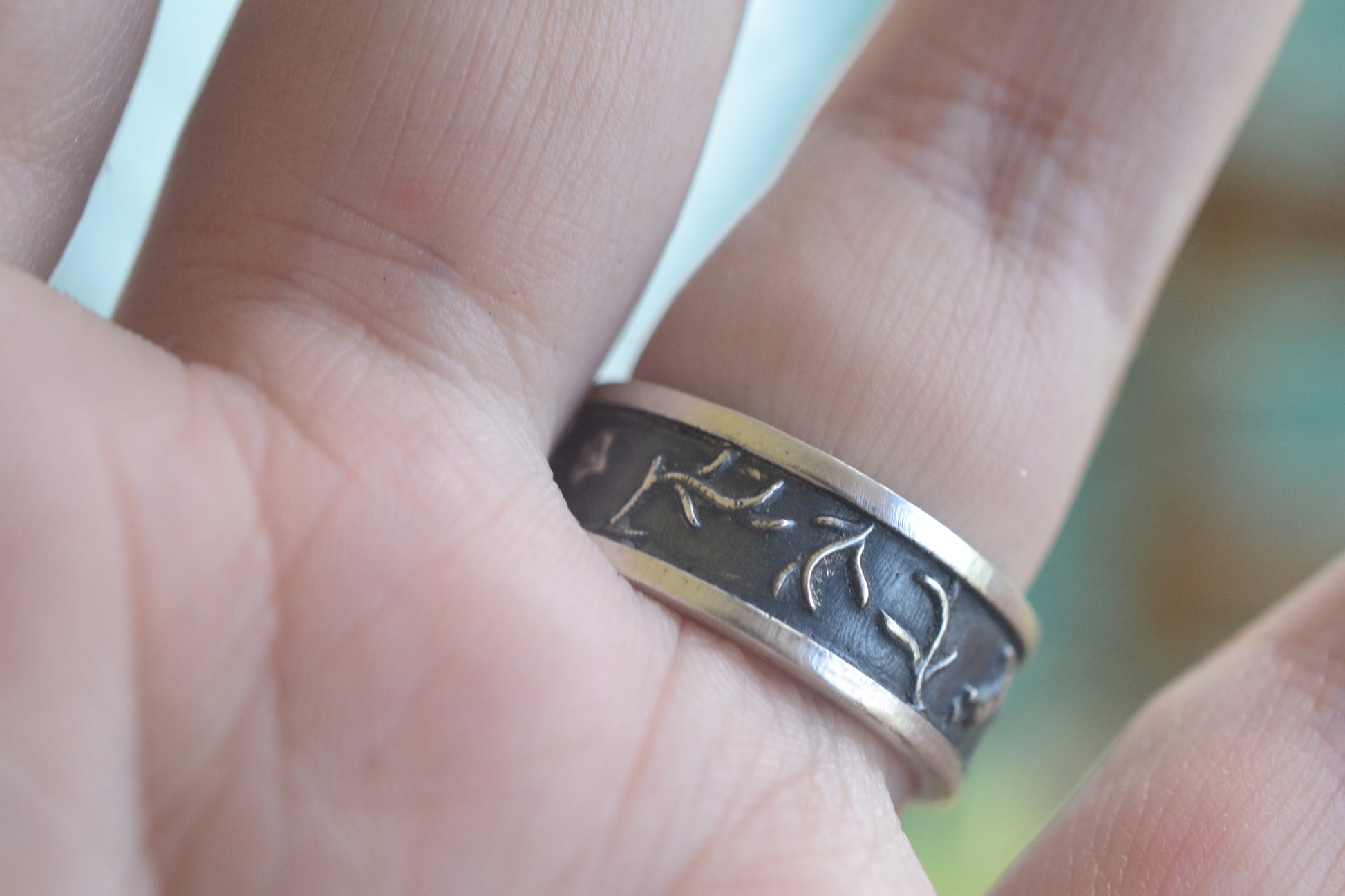 Silver Thorn Ring With Bevelled Edges