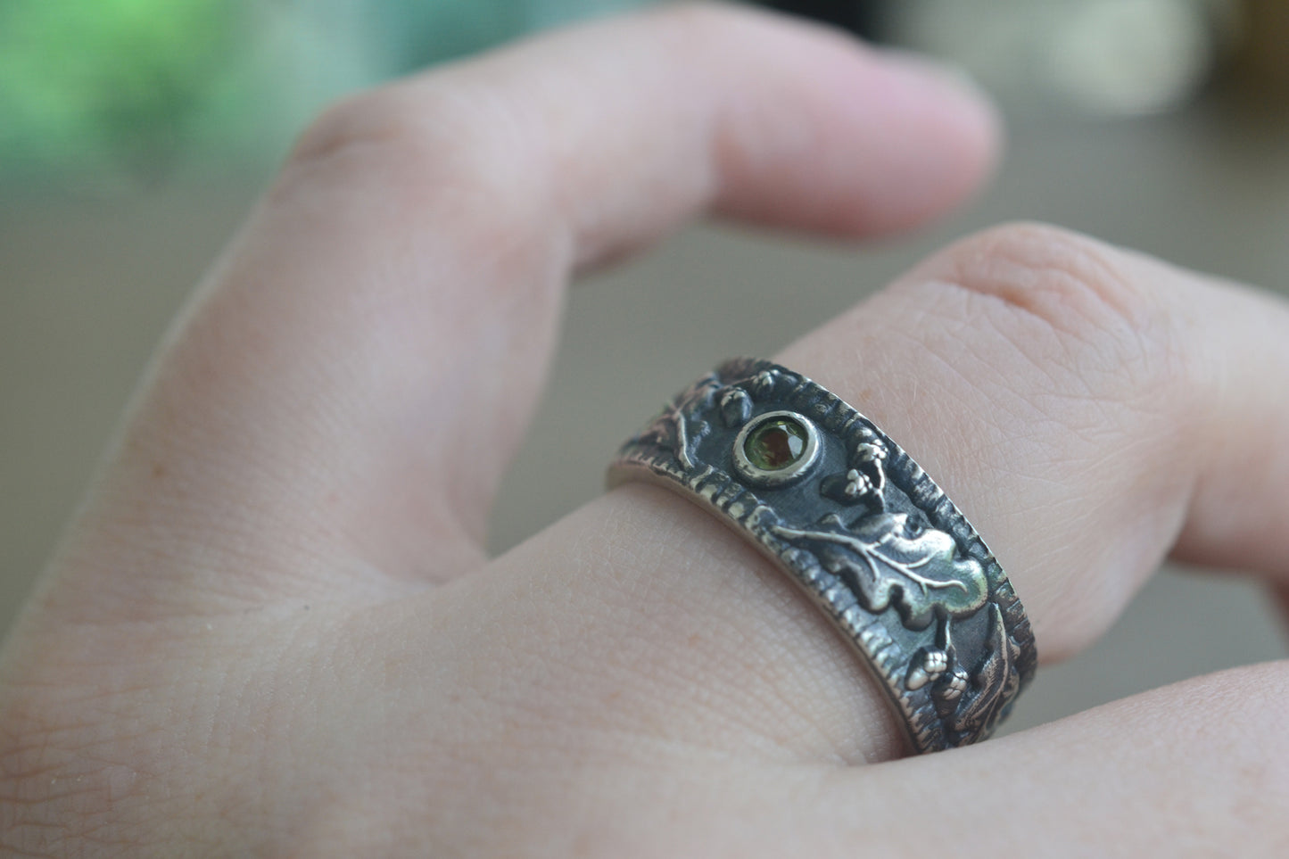 Celtic Oak Leaf Wedding Ring With Peridot