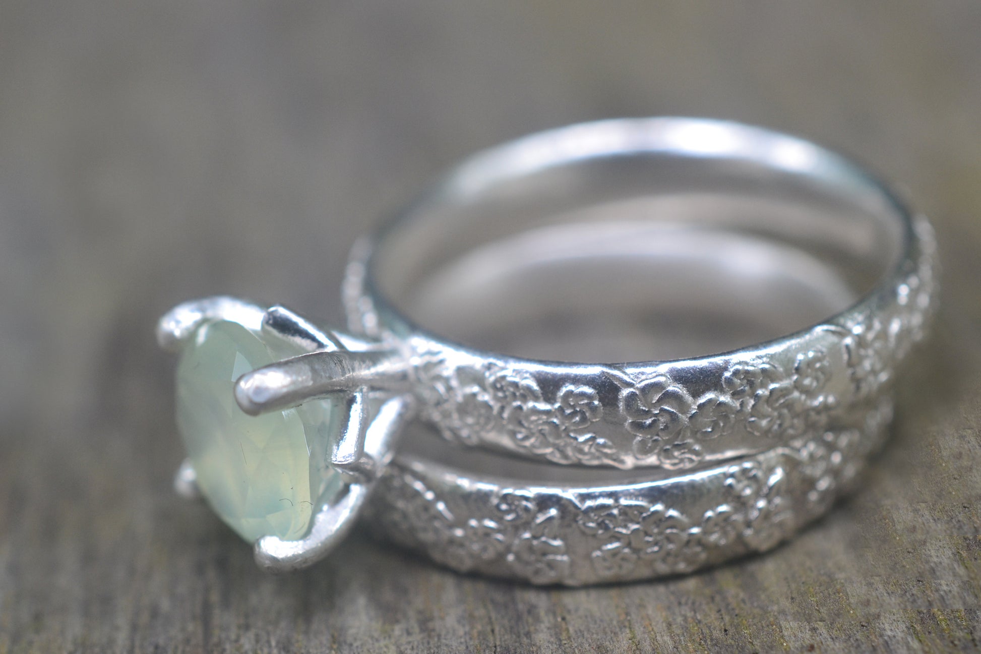 Natural Green Stone Bridal Ring Set in Silver