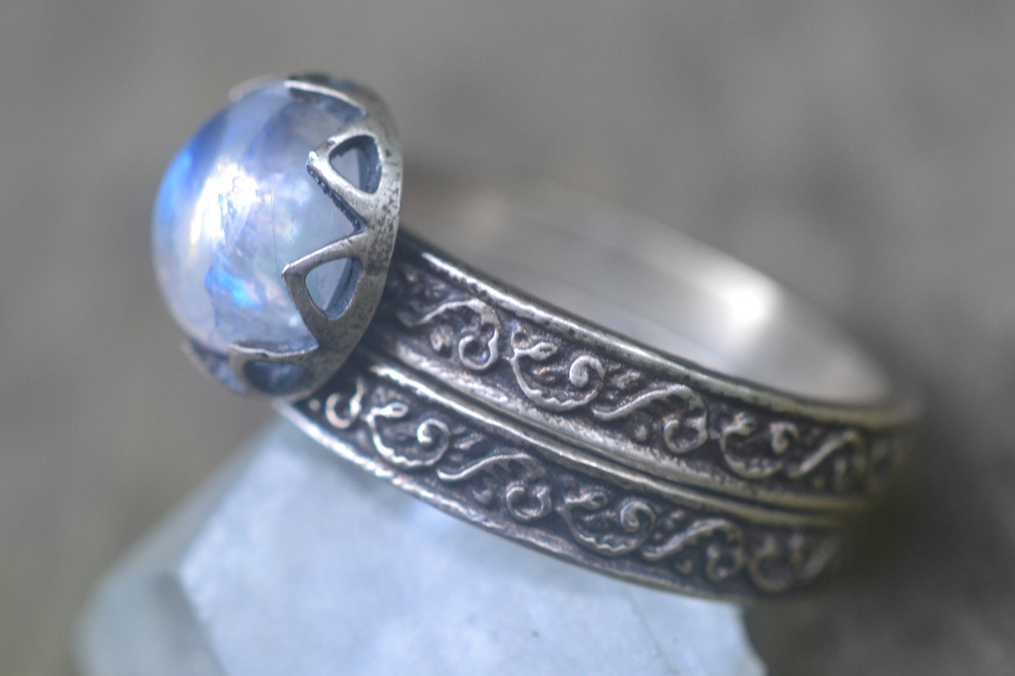 8mm Rainbow Moonstone Ring & Matching Band