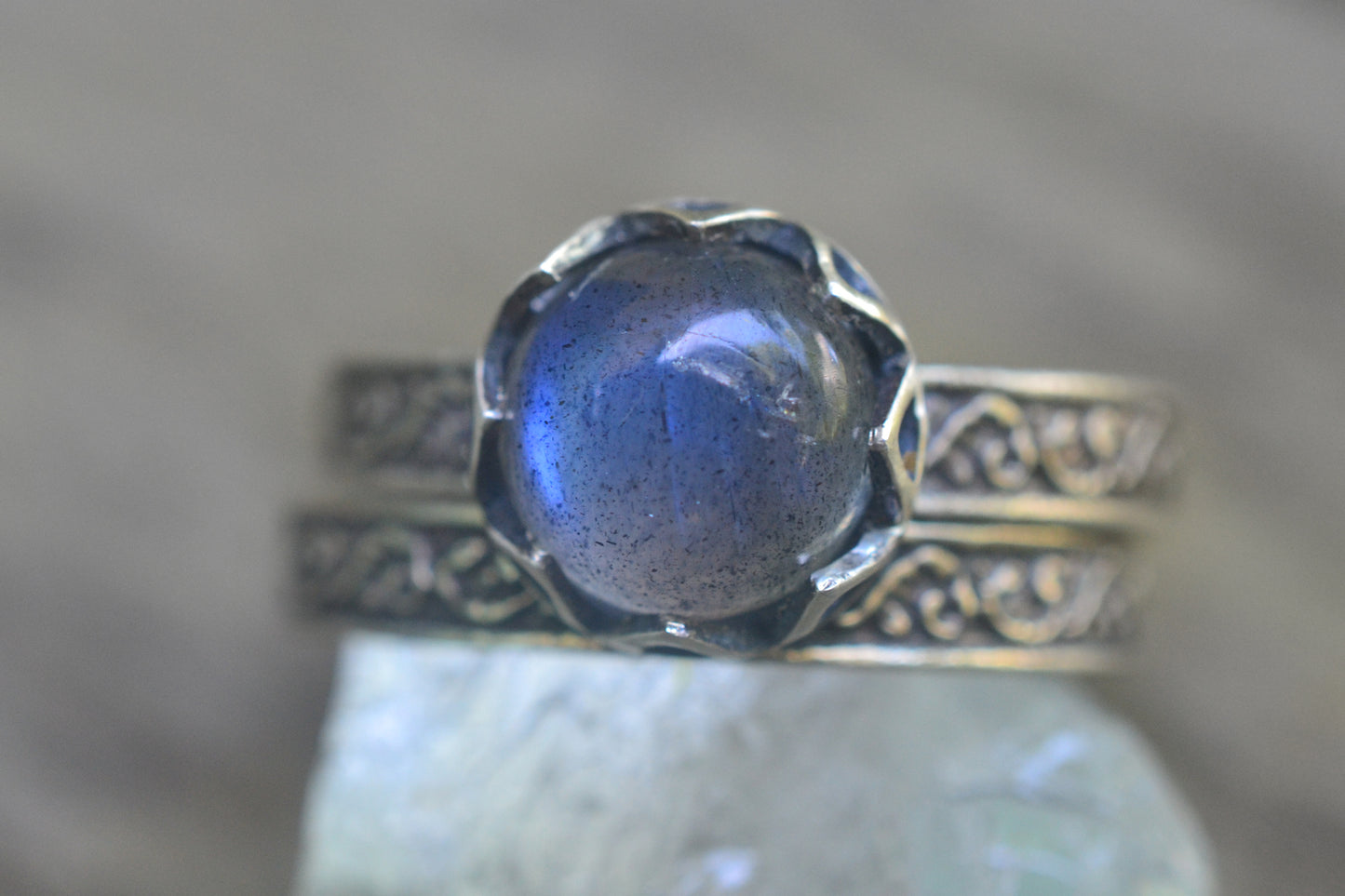 Labradorite Cabochon Wedding Band Set