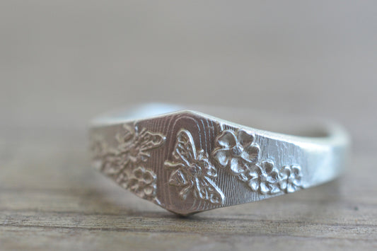 925 Silver Bee & Flower Signet Ring