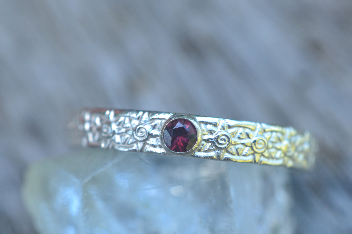 Dainty Silver Sun Band With Natural Garnet