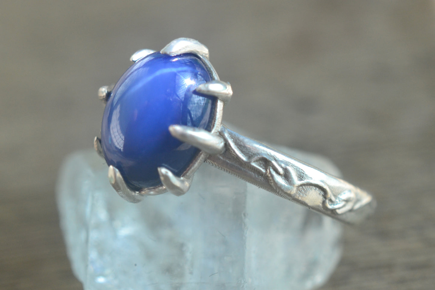 Star Blue Sapphire Vine Leaf Ring in Sterling