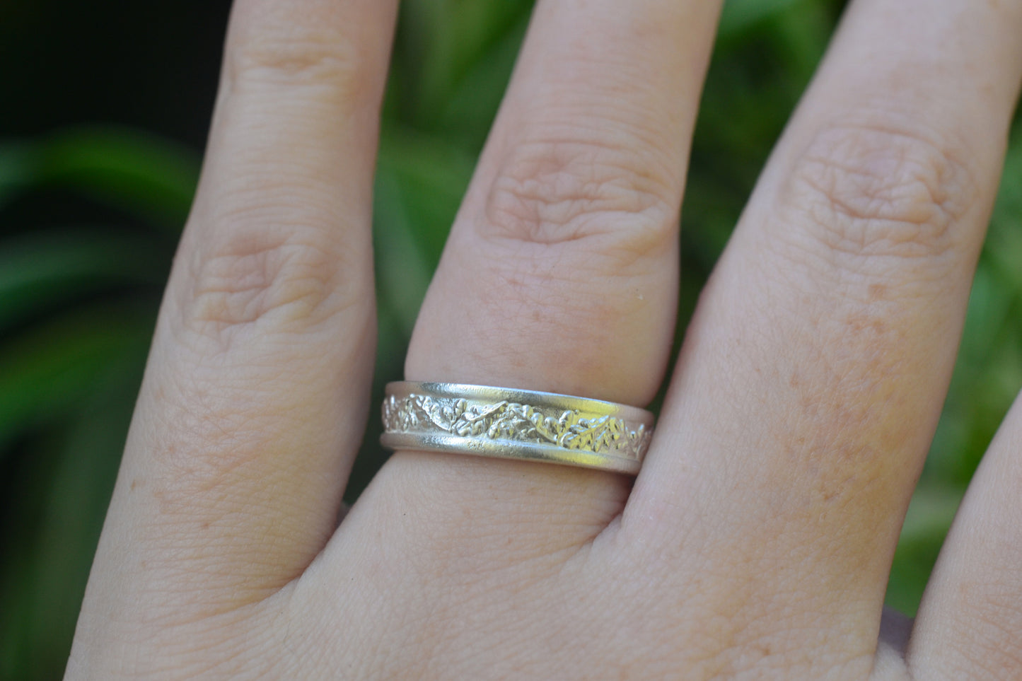 sterling silver oak leaf wedding band