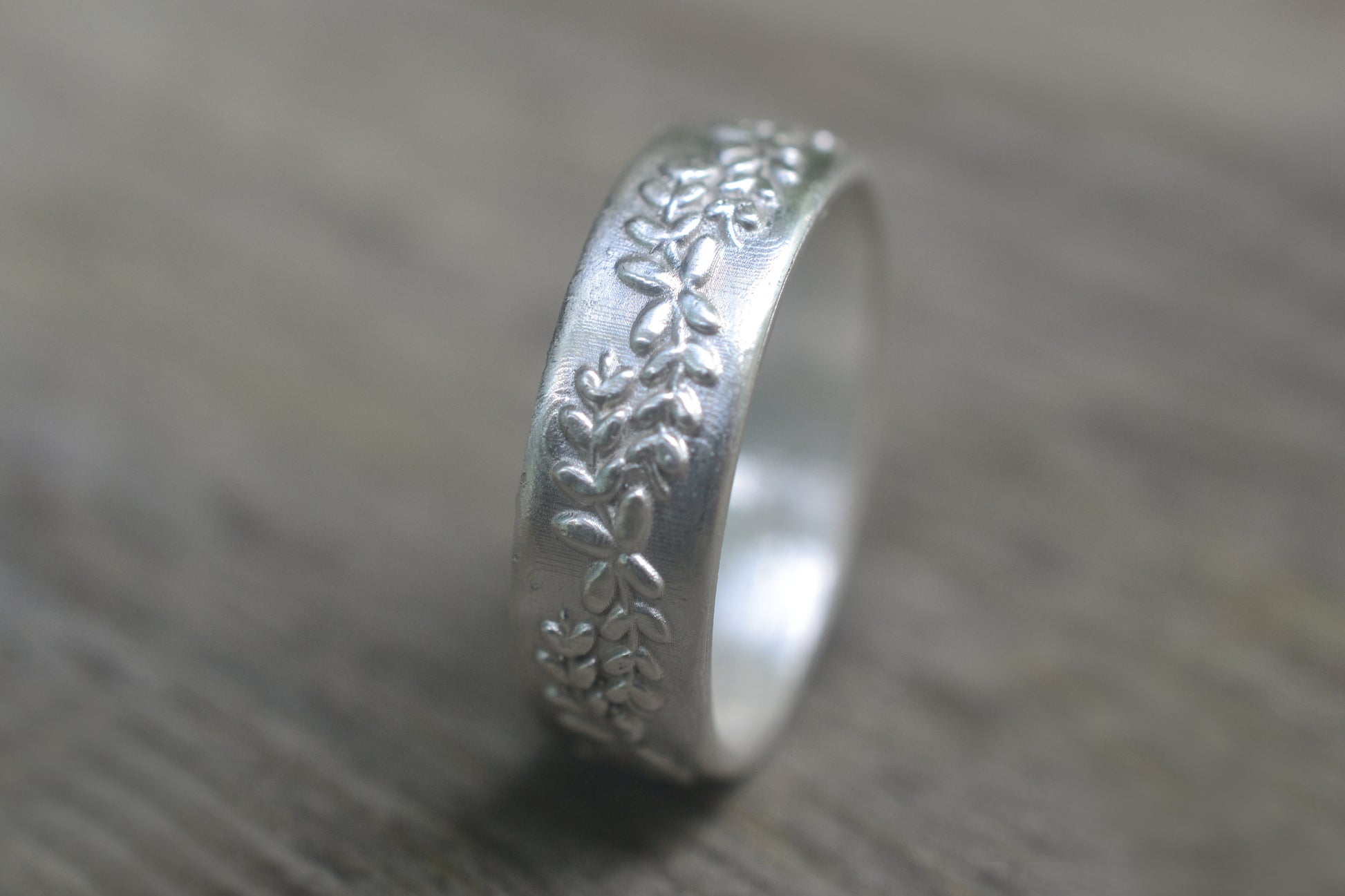 Sterling Silver Laurel Leaf Wedding Ring