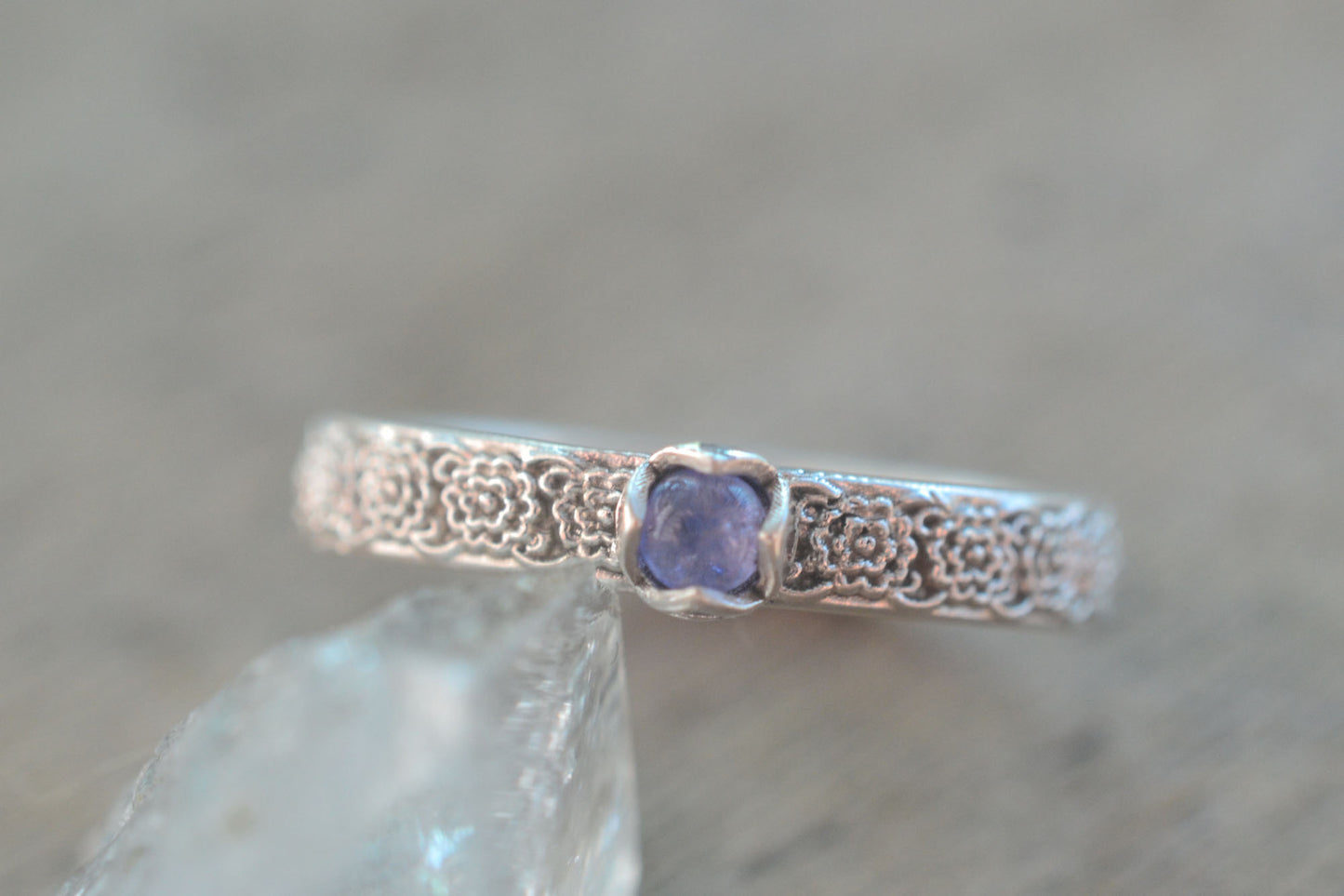 3mm Tanzanite Ring in Flower Patterned Silver