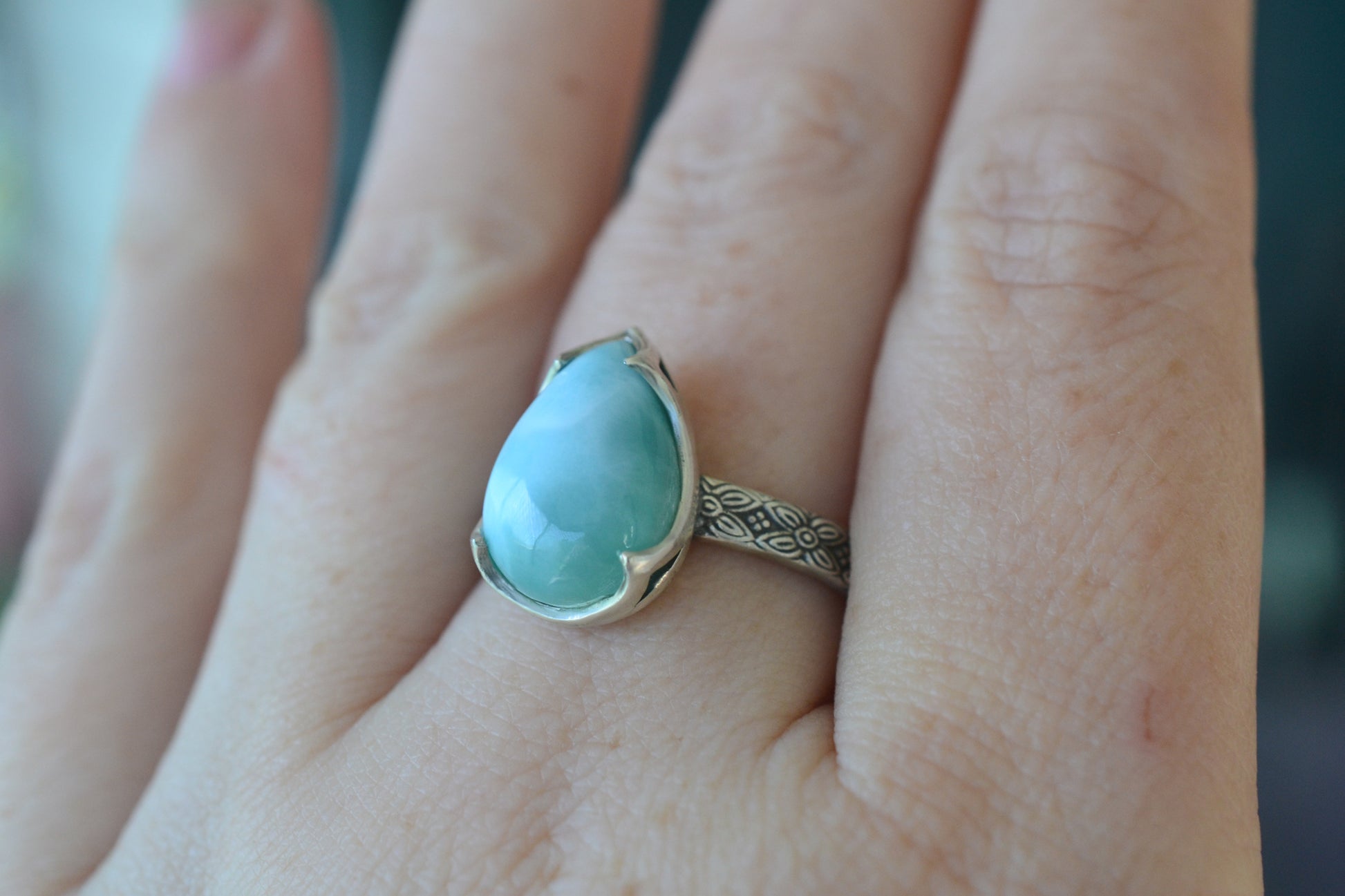 Womens Larimar Cocktail Ring in Silver